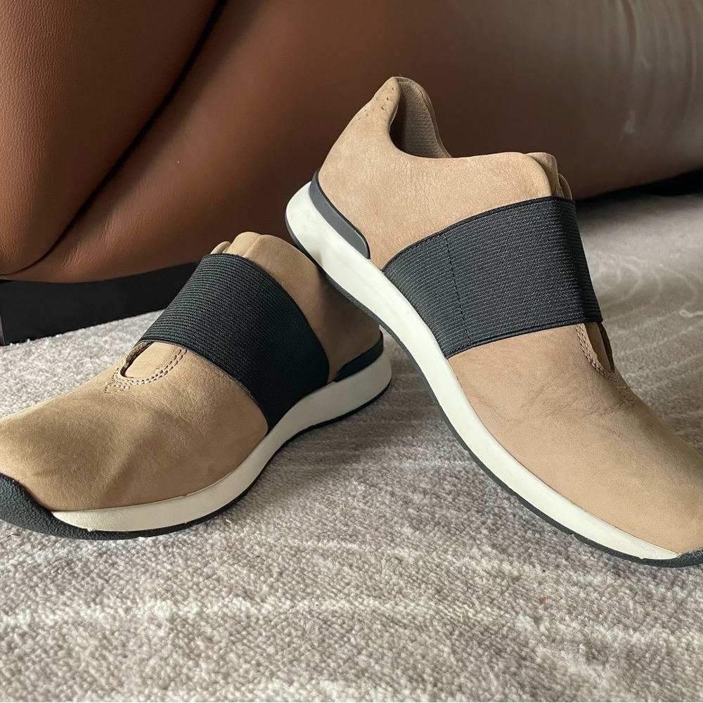 Vionic Tan and Black Women's Slip-On Sneakers - Comfort Orthotic Shoes